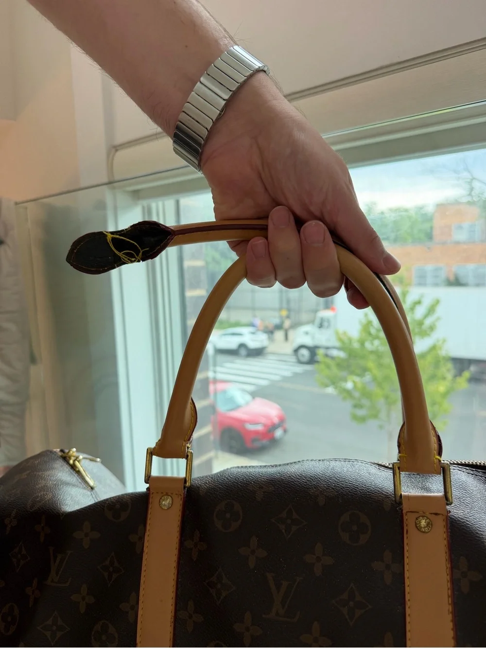 Louis Vuitton LV Brown Monogram Logo Keepall Travel Duffel, Vachetta Trim ✈️🧳
